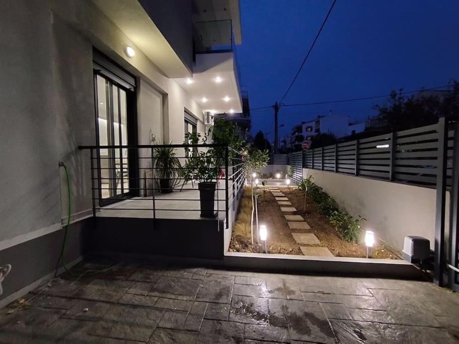 Floral Home 1 - Ground Floor Apt With Courtyard And Private Parking! Aten Exteriör bild