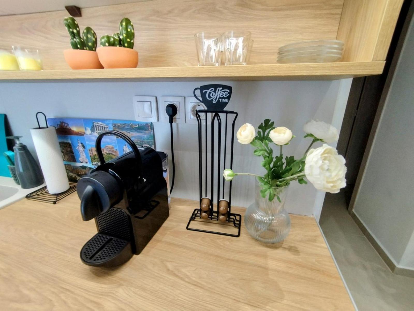 Floral Home 1 - Ground Floor Apt With Courtyard And Private Parking! Aten Exteriör bild