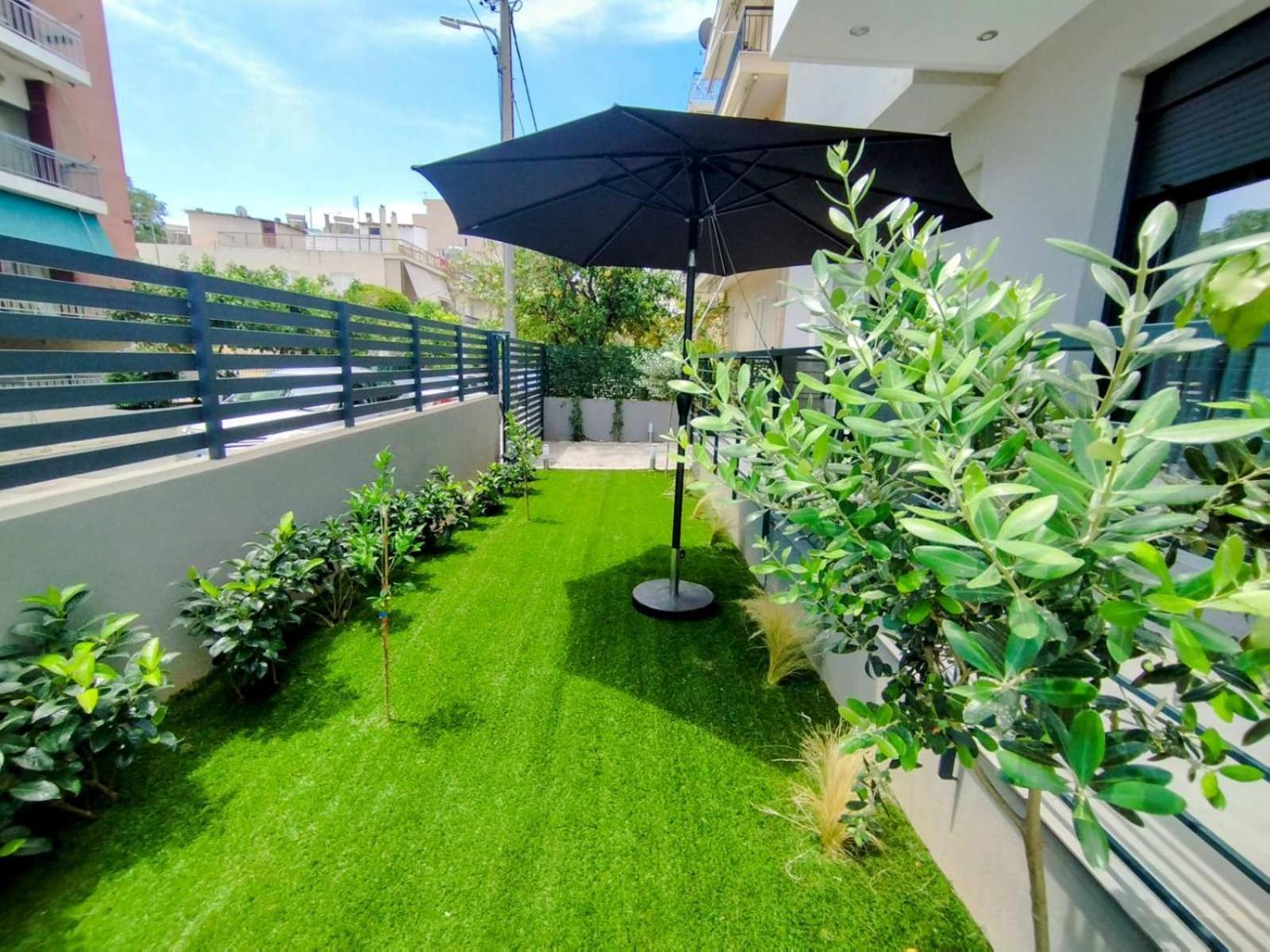 Floral Home 1 - Ground Floor Apt With Courtyard And Private Parking! Aten Exteriör bild